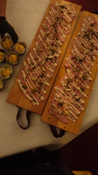 Catering nodig?🍽️ Wij verzorgen jouw event van A tot Z. Stuur ons een bericht voor de mogelijkheden